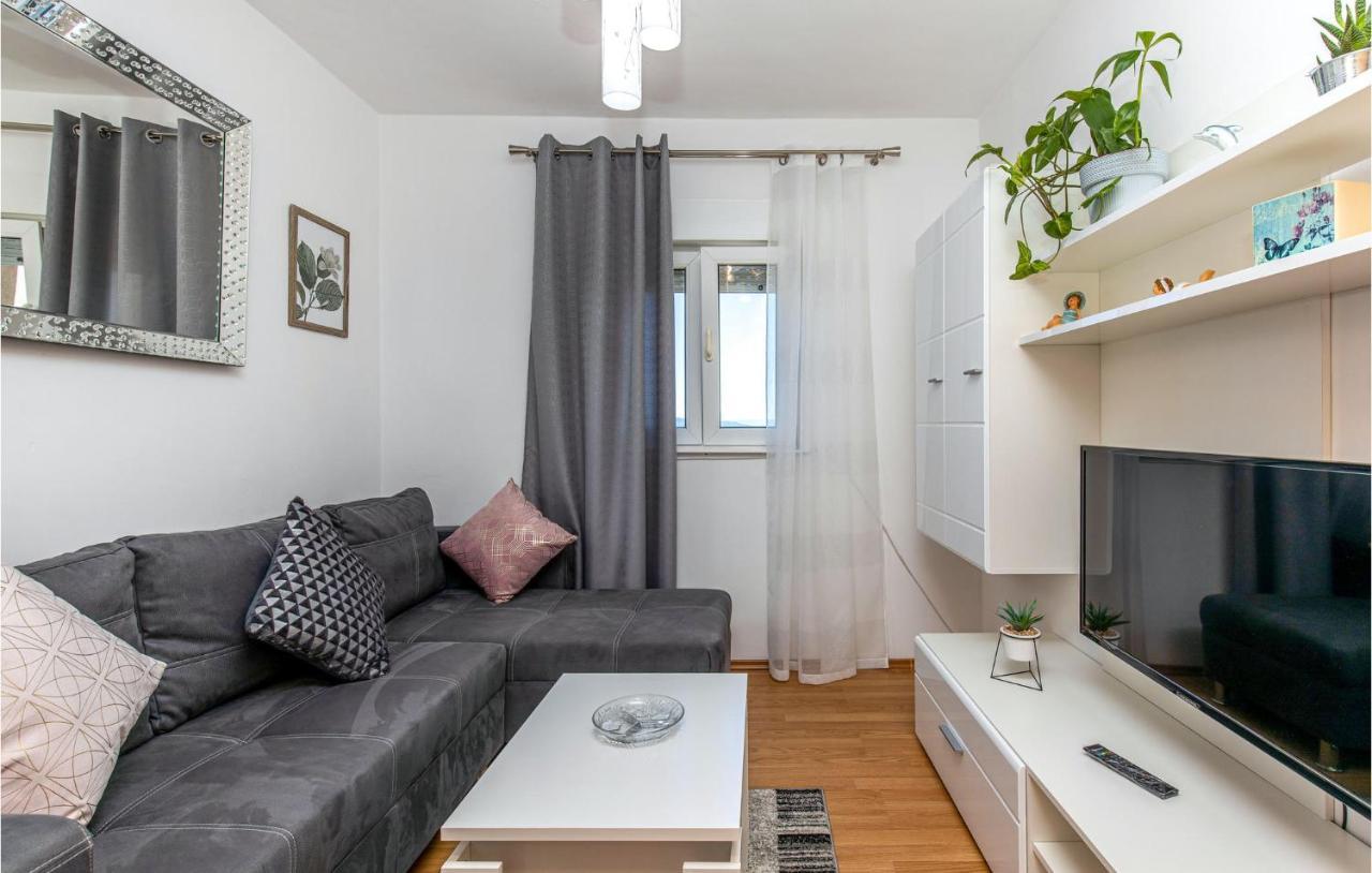 Amazing Apartment In Kostrena With 1 Bedrooms And Wifi Zewnętrze zdjęcie