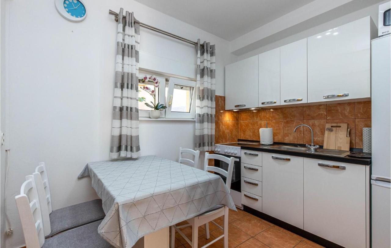 Amazing Apartment In Kostrena With 1 Bedrooms And Wifi Zewnętrze zdjęcie