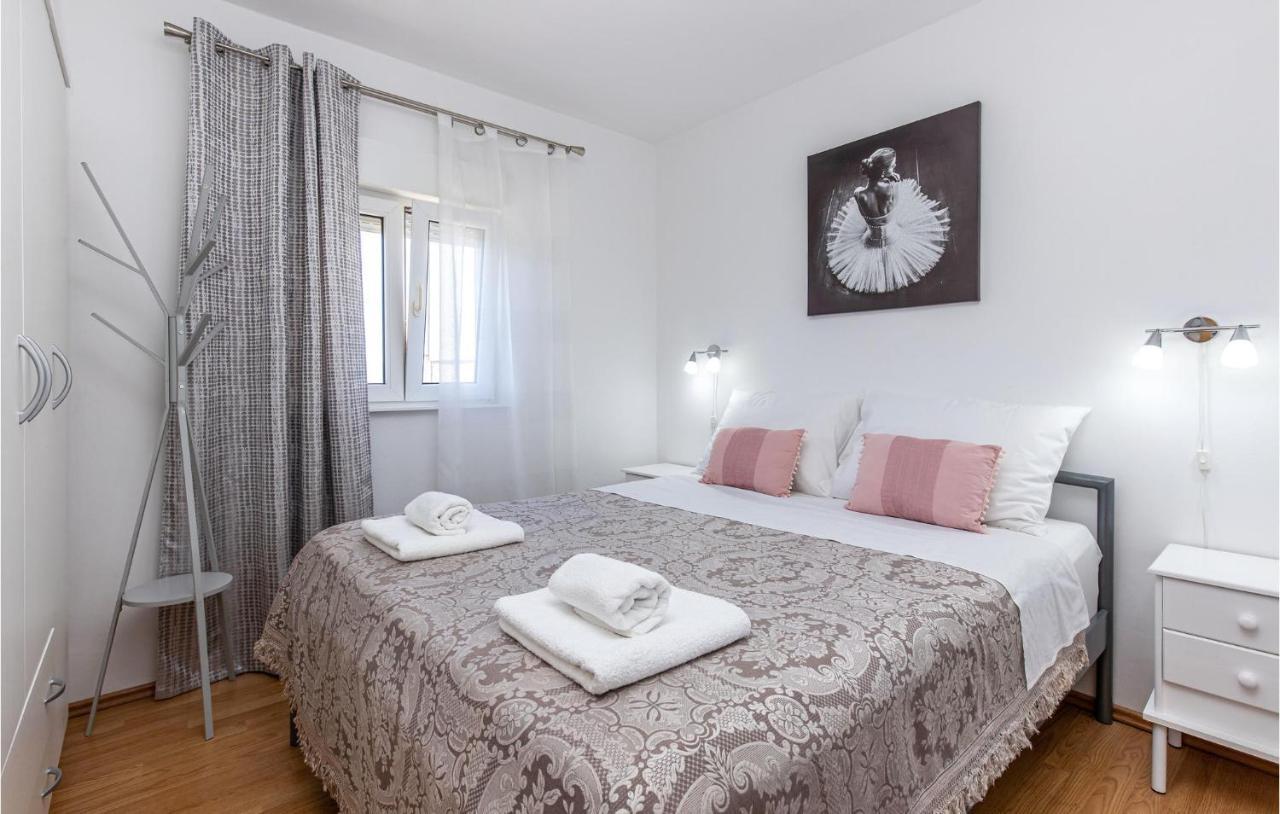 Amazing Apartment In Kostrena With 1 Bedrooms And Wifi Zewnętrze zdjęcie