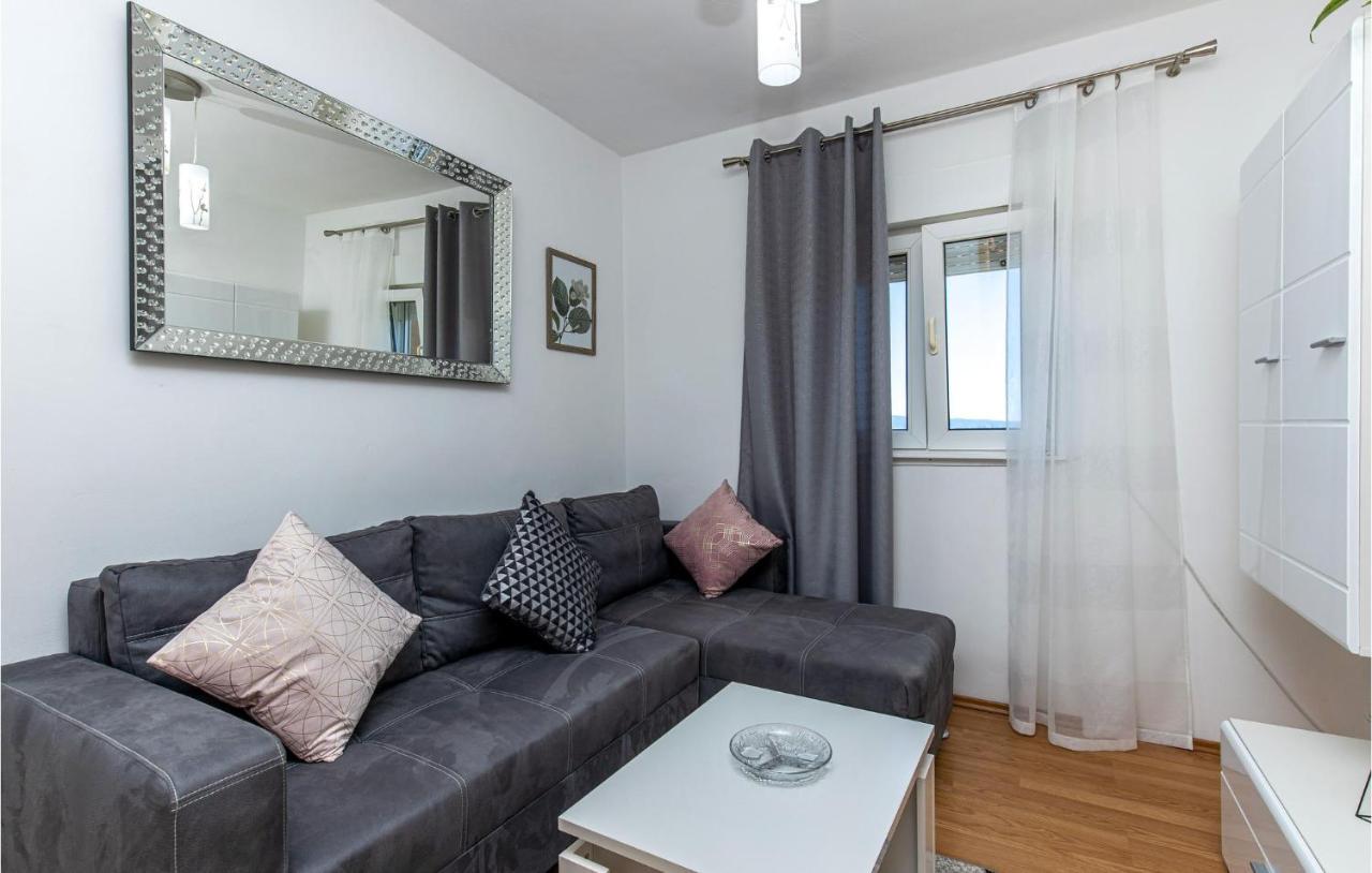 Amazing Apartment In Kostrena With 1 Bedrooms And Wifi Zewnętrze zdjęcie